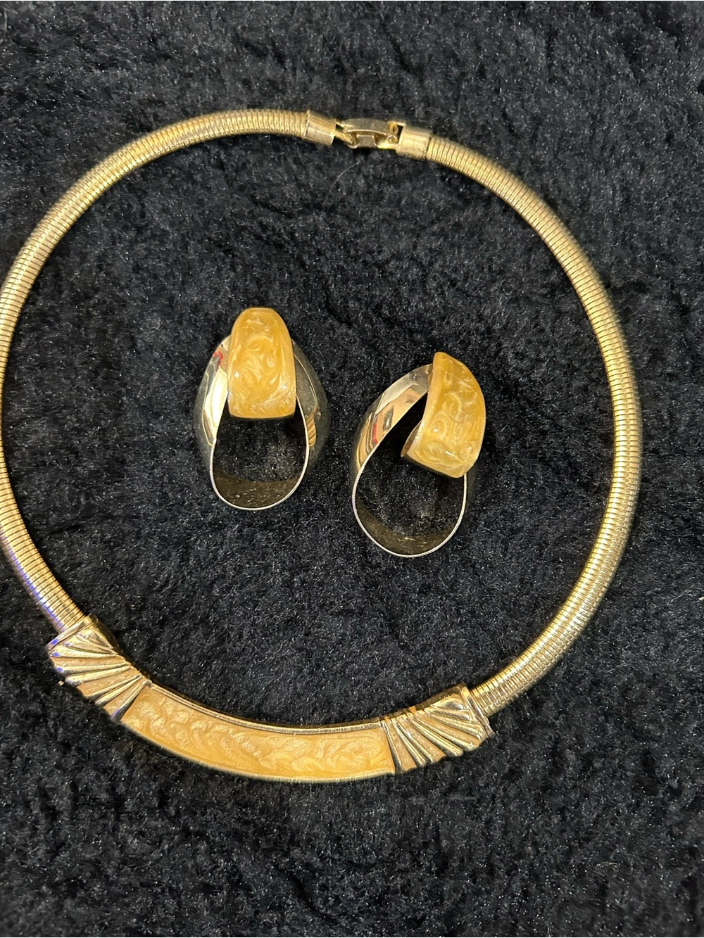 American Vintage Gold-tone Necklace and Yellow Accent Clip Earrings